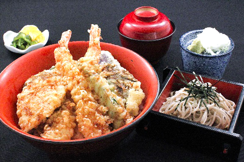 大海老天丼とハーフ蕎麦